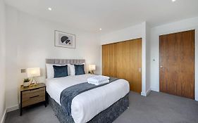 Host & Stay - Waterfront View